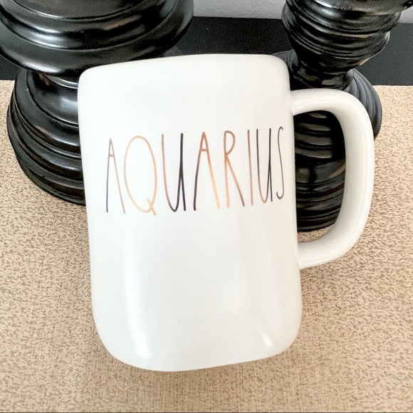 🆕Rae Dunn AQUARIUS Zodiac Ceramic Mug - Picture 3 of 5